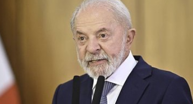 不惧美国威胁！巴西总统卢拉表示，即便前总统博索纳罗被定罪，巴西并不害怕美国可能发