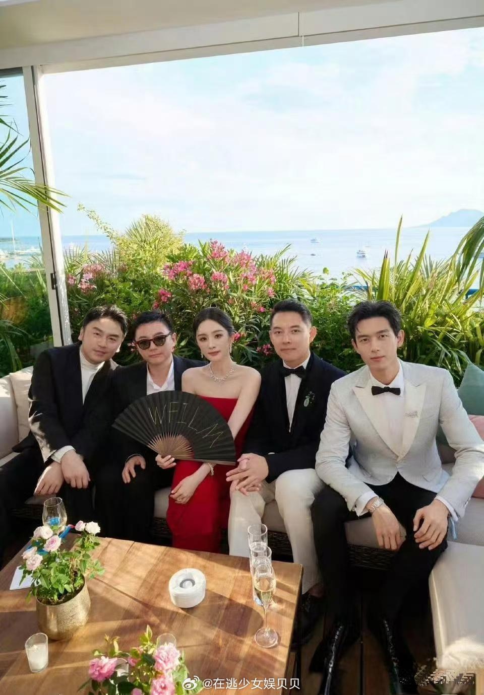 李现真是帅得没话说，太抢眼了