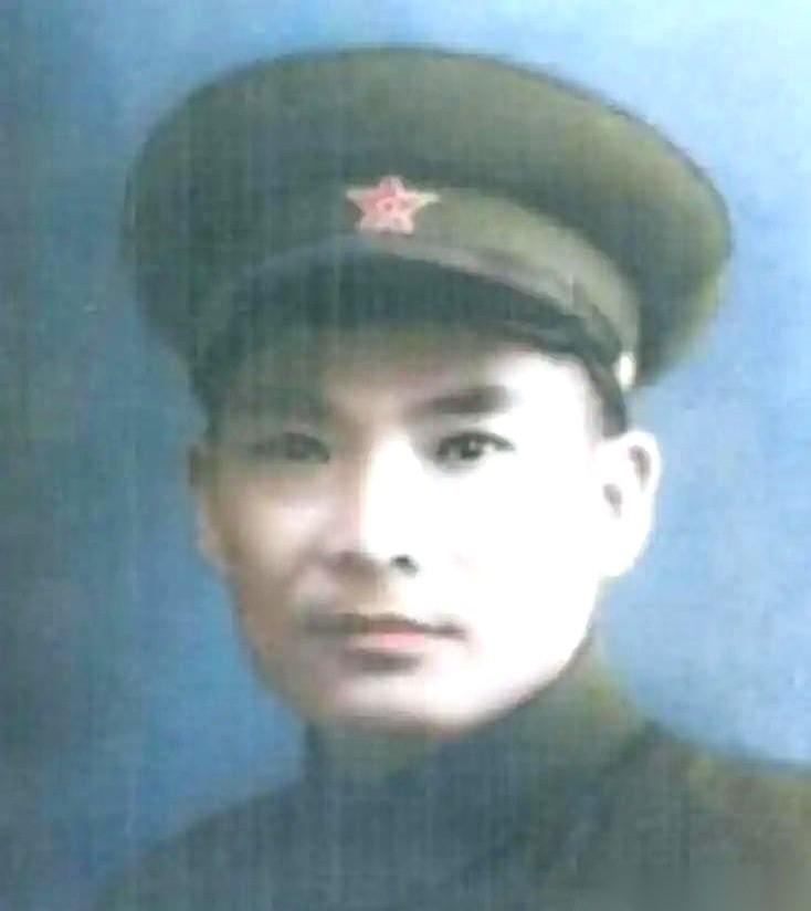 一份报告，1945年，拍在戴笠桌上。他最信任的一个手下，刚刚在西安秘密监狱，徒