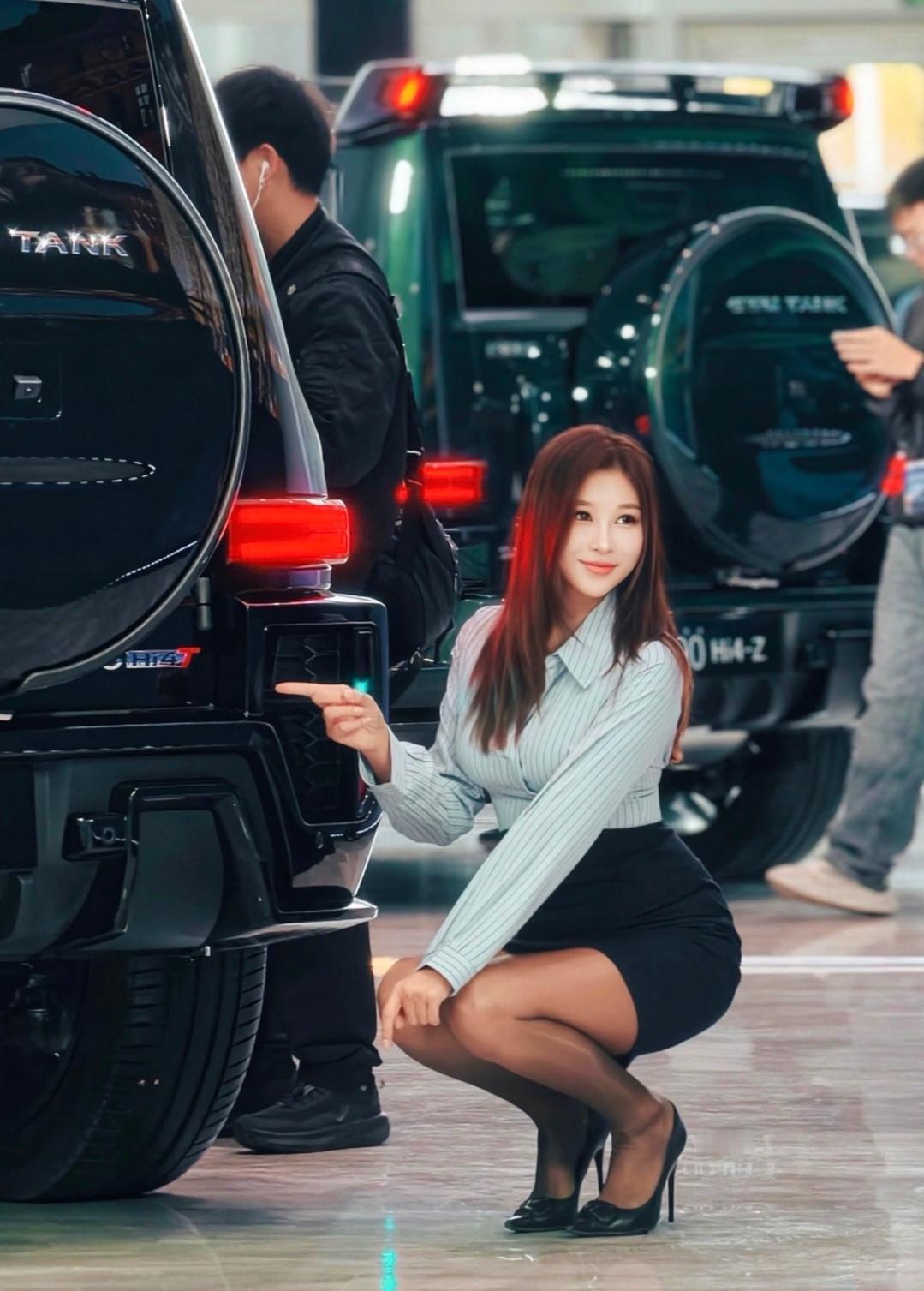 买SUV？行业专家告诉你就买混动SUV！北京车展逛了三天，被坦克700Hi4