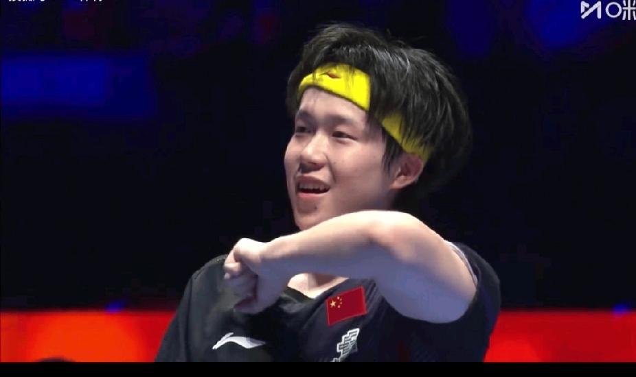 王楚钦3-2险胜科顿！这一捶胸口太好哭了😭刚刚看完手心全是汗！伦敦世乒赛