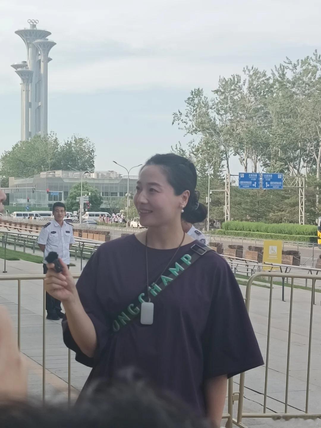 中国女排中国女排vs法国女排看看今天谁在现场？2025世界女排联赛​​​