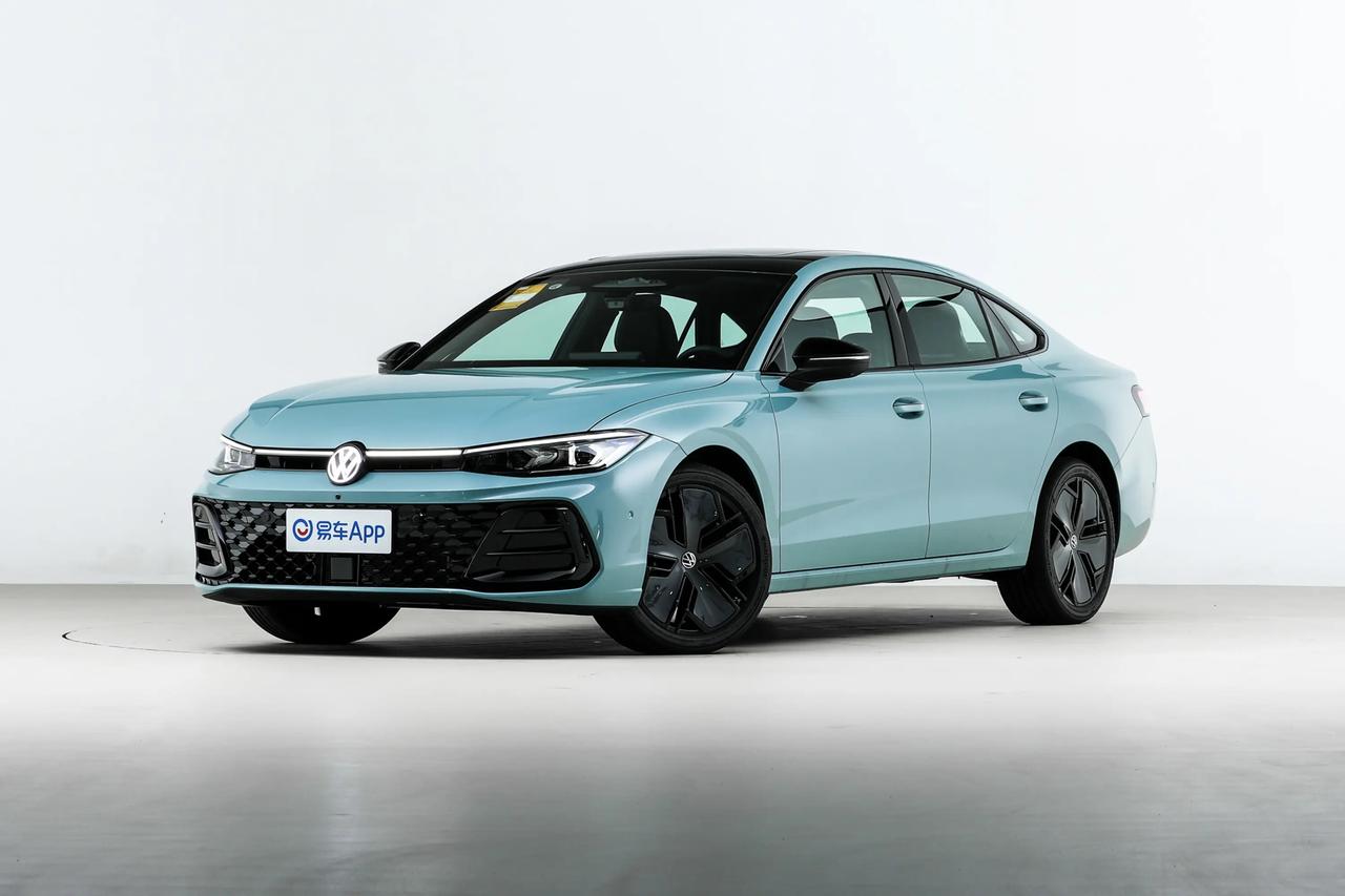 12万的帕萨特和13万的凯美瑞，该怎么选?入门版的帕萨特，已经来到12万区间