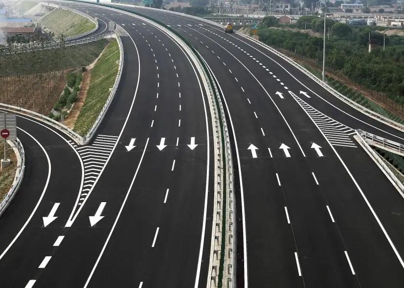 江苏盐城：盐靖高速改扩建项目最新进展来了！12月3日，市交建中心联合盐都区交通