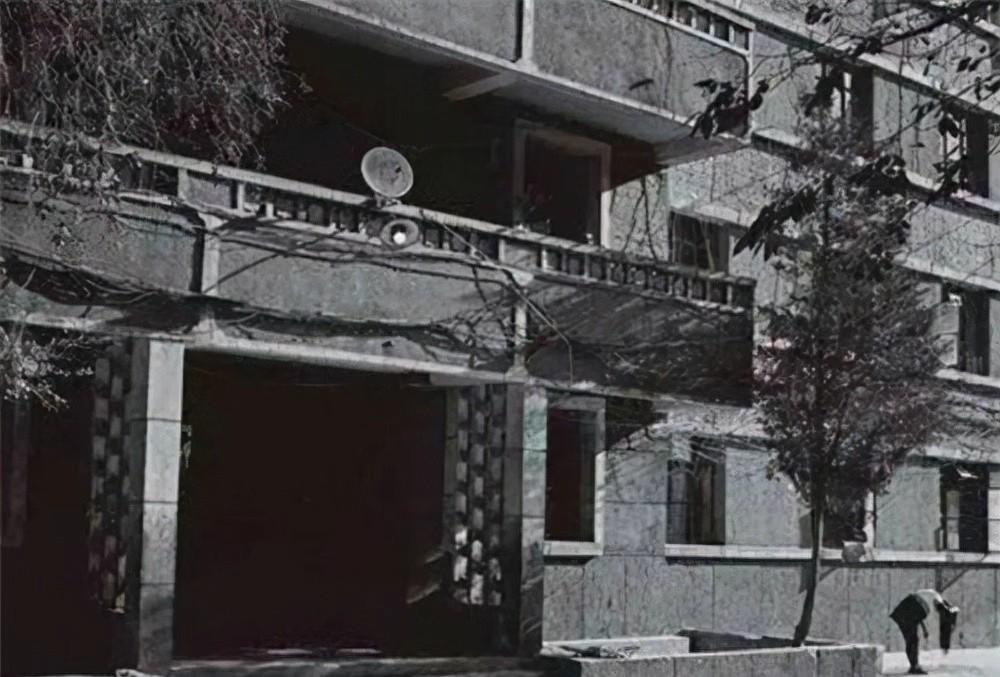 2003年，郑州有个叫王怀义的人，他表面上是派出所的“线人”，帮着警察抓坏人，但