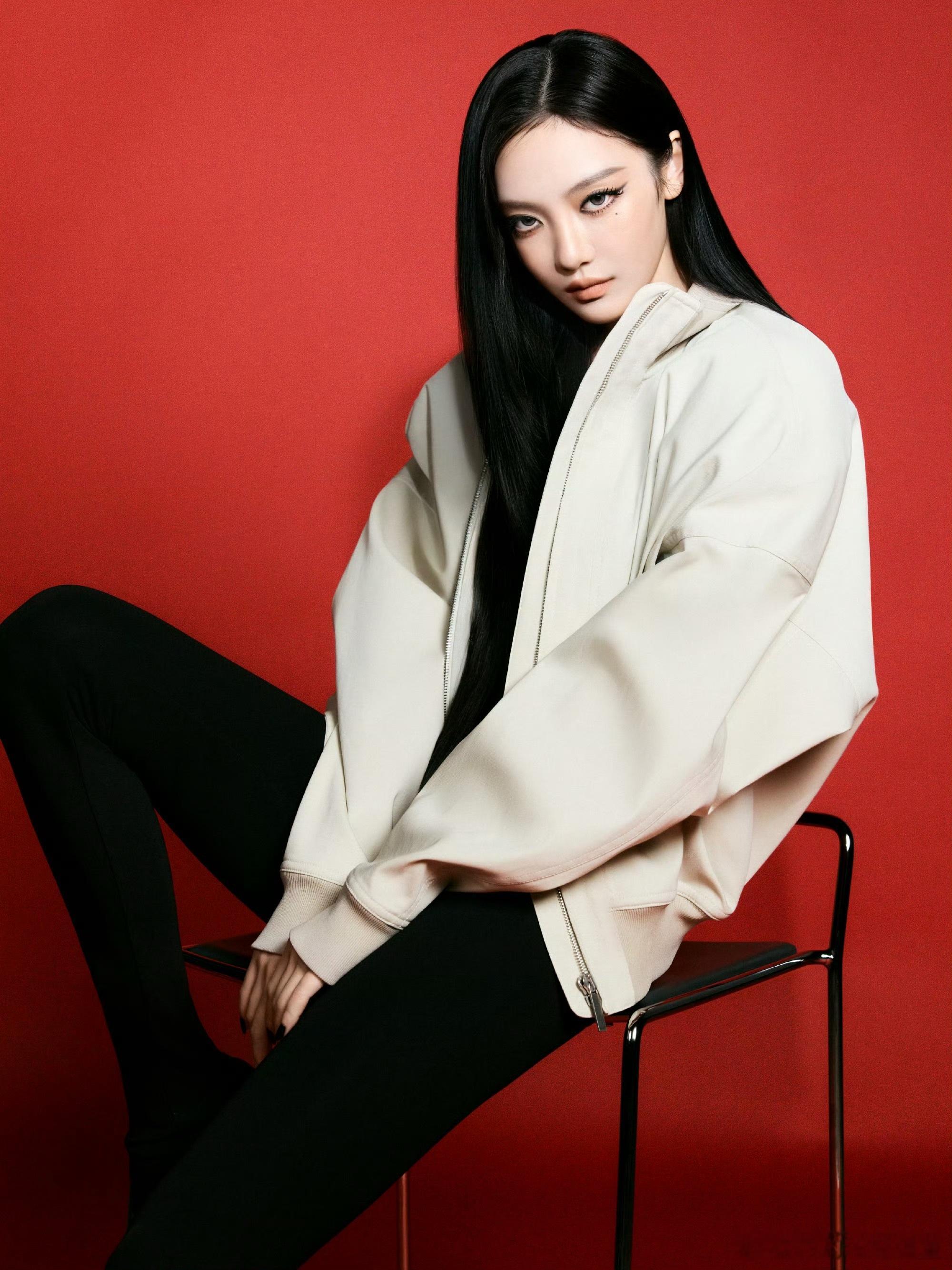 GUCCI官宣宁艺卓就这个宁艺卓爽！时尚表现力好强