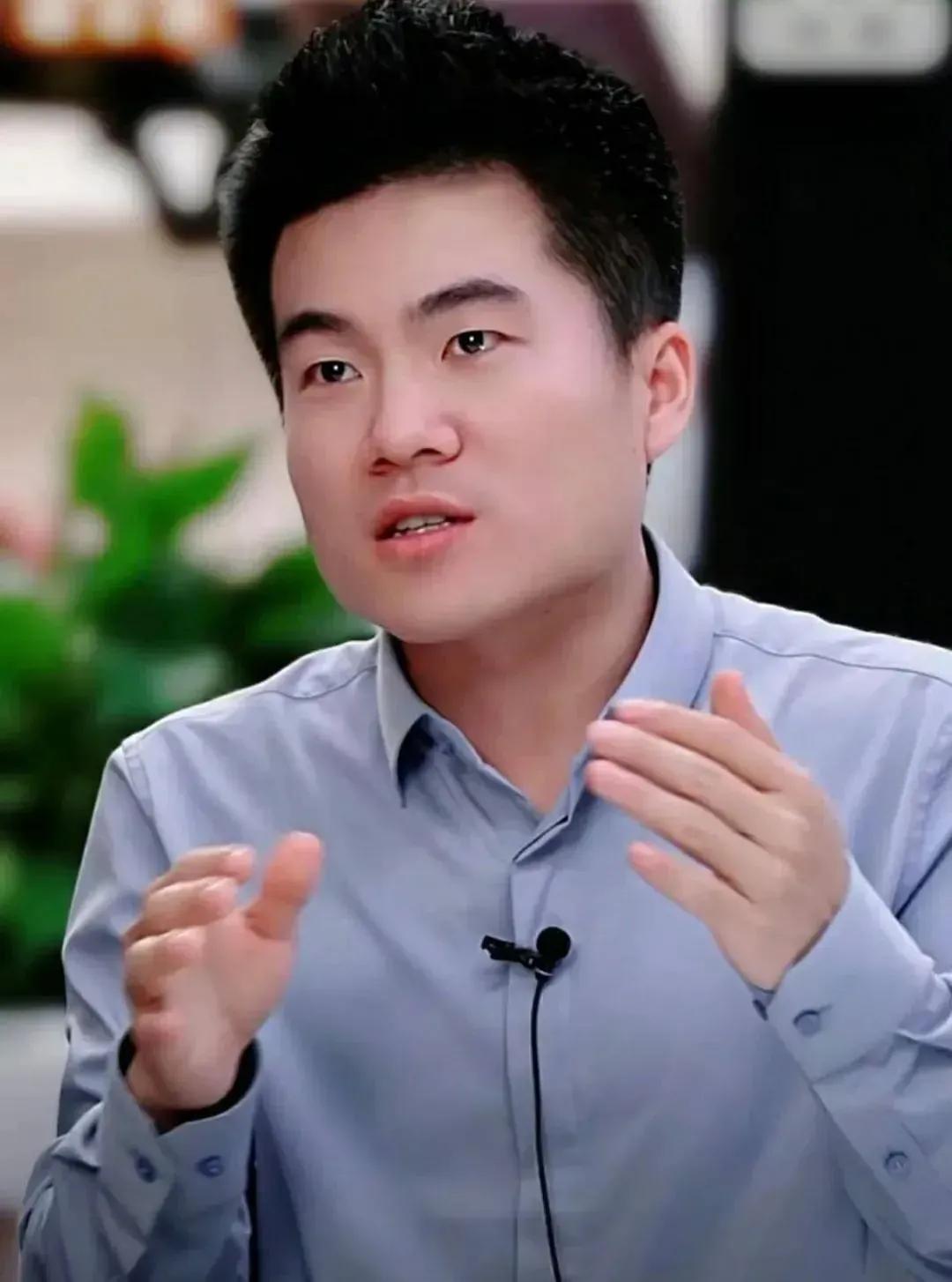 我给董宇辉的建议就是“急流勇退”。钱已经赚到了，财富自由也实现了吧，是时候换个