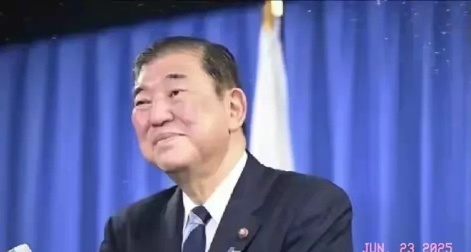 多国军舰过海峡，到底想干啥海峡风云突变！多国军舰接连现身