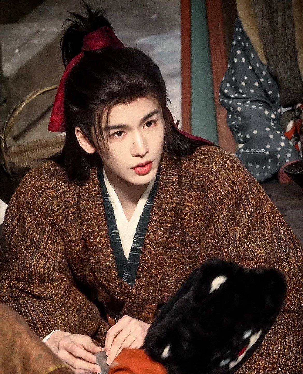 张凌赫找老婆要找像妈妈的我嘞个豆~~~你们三个人对我的眼睛都很美好张凌赫我笑纳