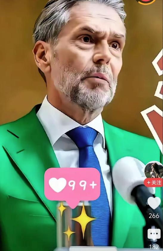 就在刚刚荷兰突然宣布了这回重点不在谁给它撑腰，而是它手里握着光刻机这个关键环