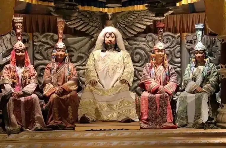 同样是少数民族推翻汉人政权，为什么没多少人骂元朝。但是却对清朝这么嫌弃？原因很简