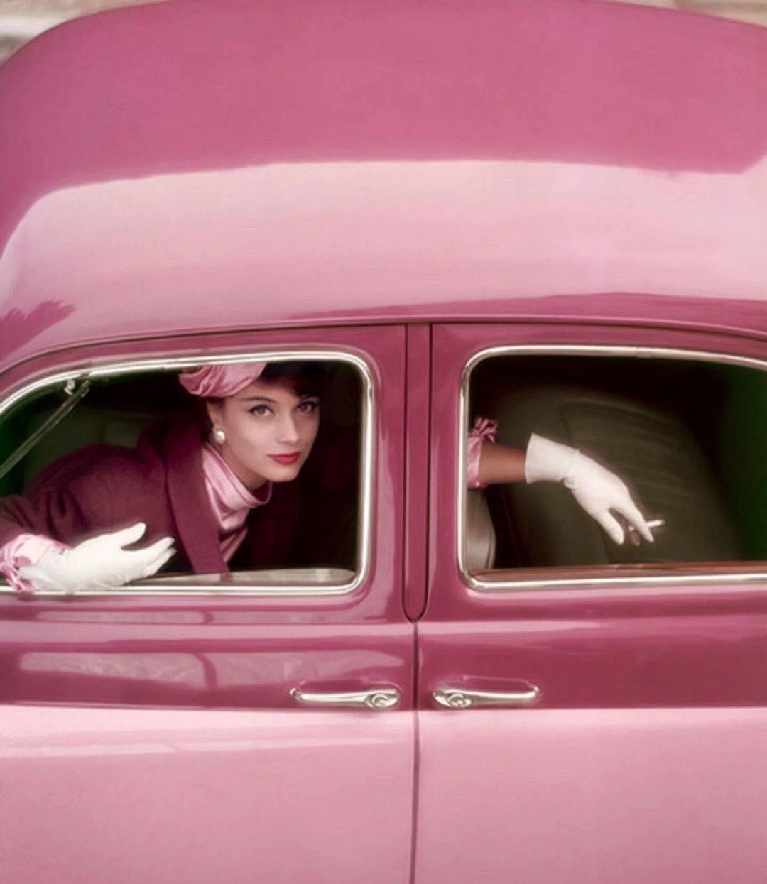 有钱人不外传的赚钱铁律：1.第一个铁律:普通人的一生，只要盯着一样东西就行，那