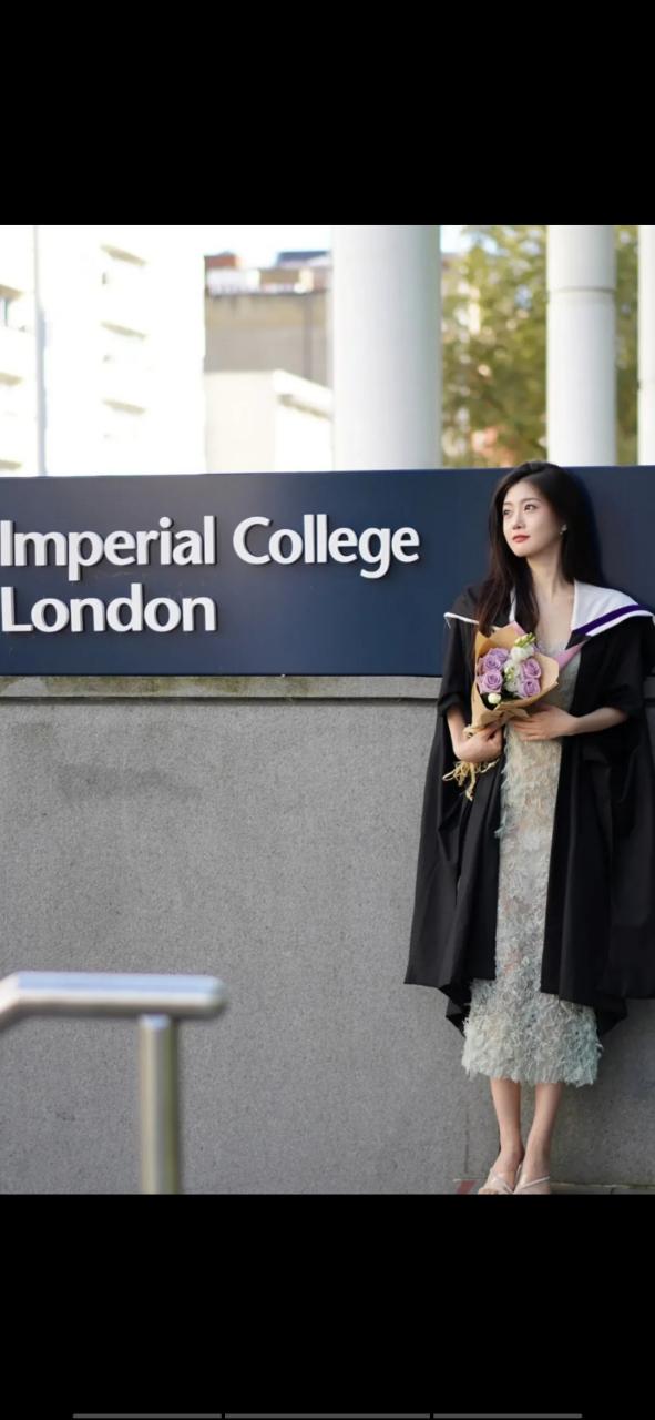 海归滤镜彻底碎了！大叔炫耀伦敦大学女儿，评论区人间清醒，道破婚恋真相刷到一