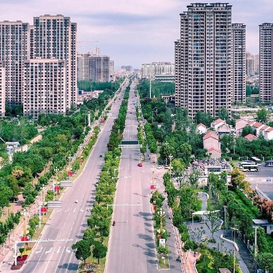 重磅消息！京九高铁新洲东站选址尘埃落定！2025年9月10日武汉组织相关部门在新