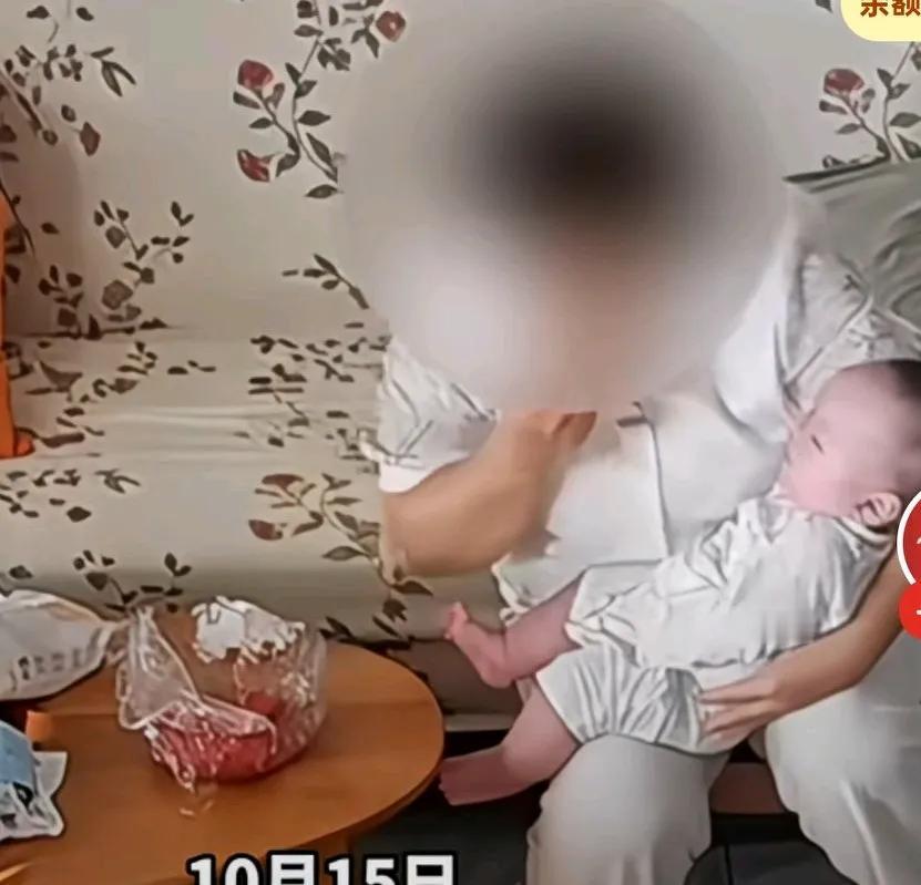 奶奶在家给三个多月的娃喂西瓜，妈妈看到瞬间血压升高，奶奶说，只是叫他嘴巴沾了一下