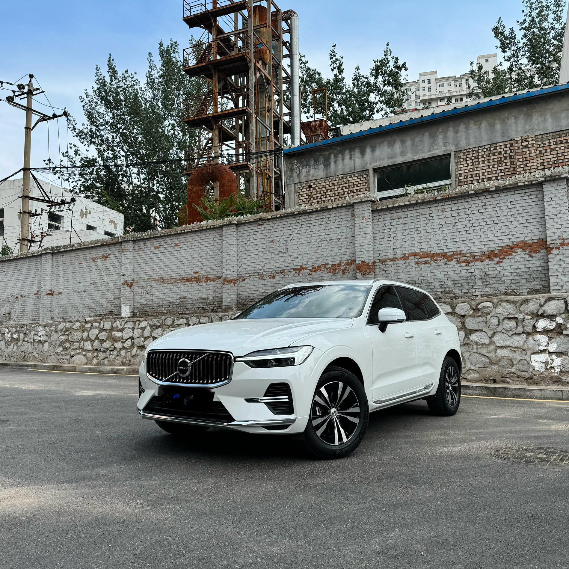 全国找车【2025款沃尔沃XC60B5四驱智逸豪华版】【过户次
