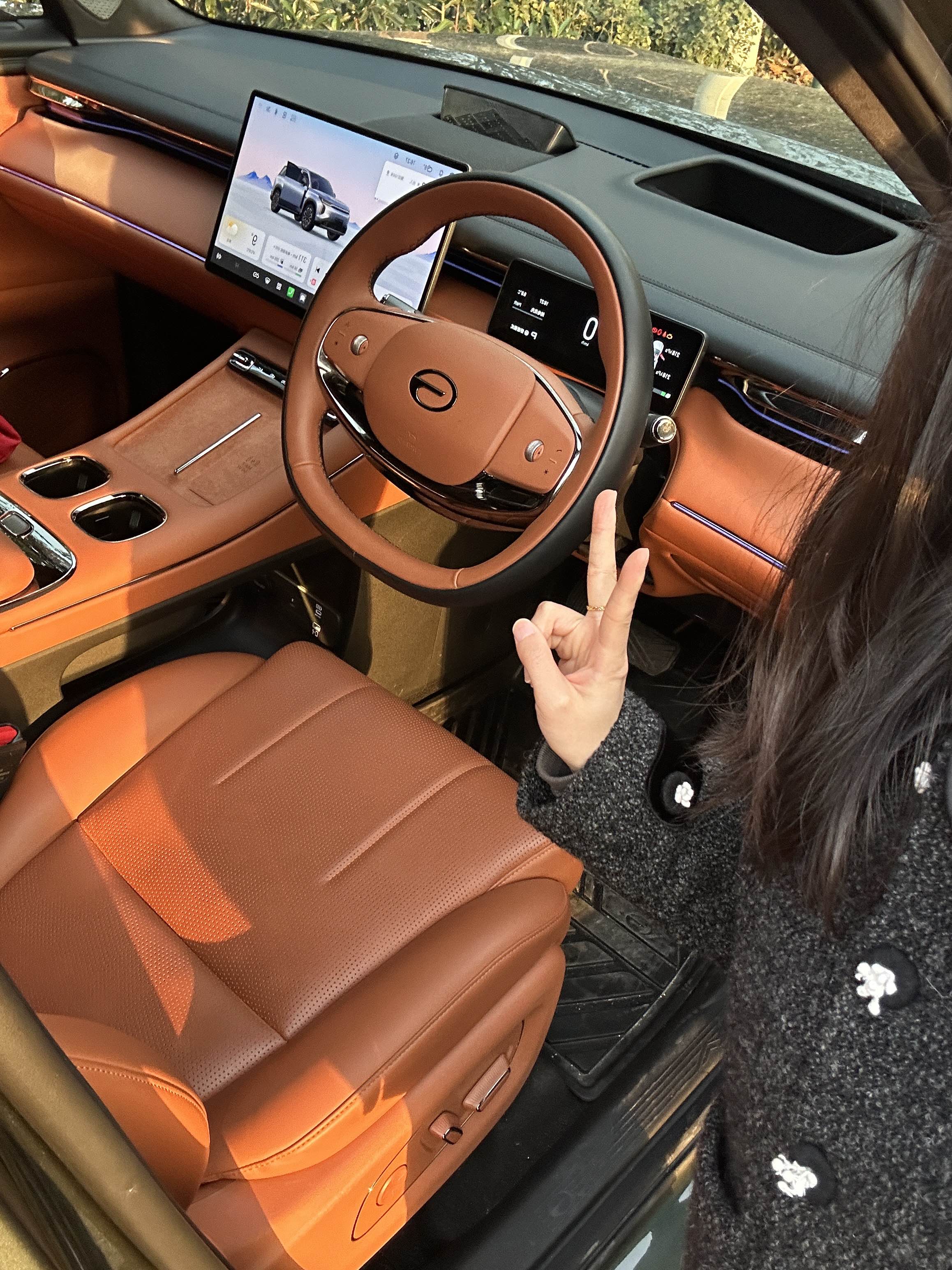 2试驾传祺向往S7今日试驾感受，最让我一眼沦陷的就是这身浅绿色车漆...