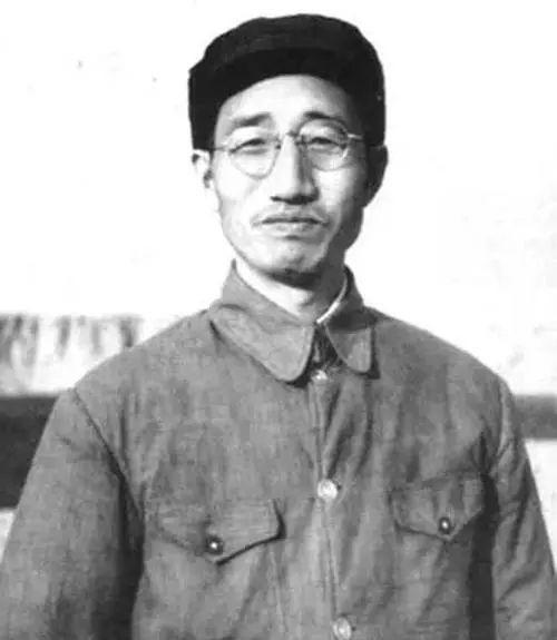 徐向前率部挺进大别山勇战八年，活捉曾经上级，却遗憾未能与毛泽东面对面相见！19