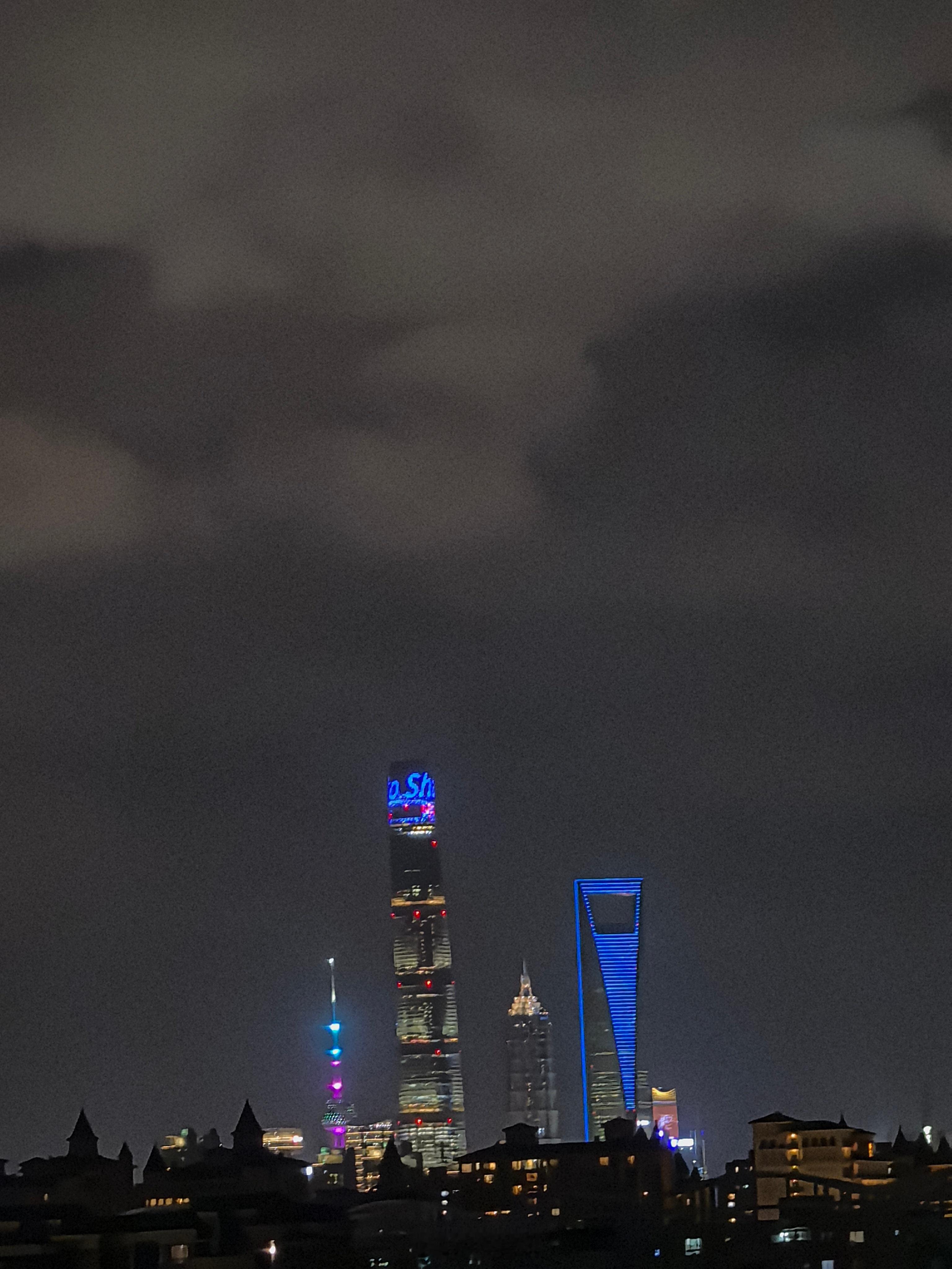 上海这没有#彩礼18.8万快成全国统一价了#单位小姑娘最近在相亲，北方人，还没有落户，但在上海有一个