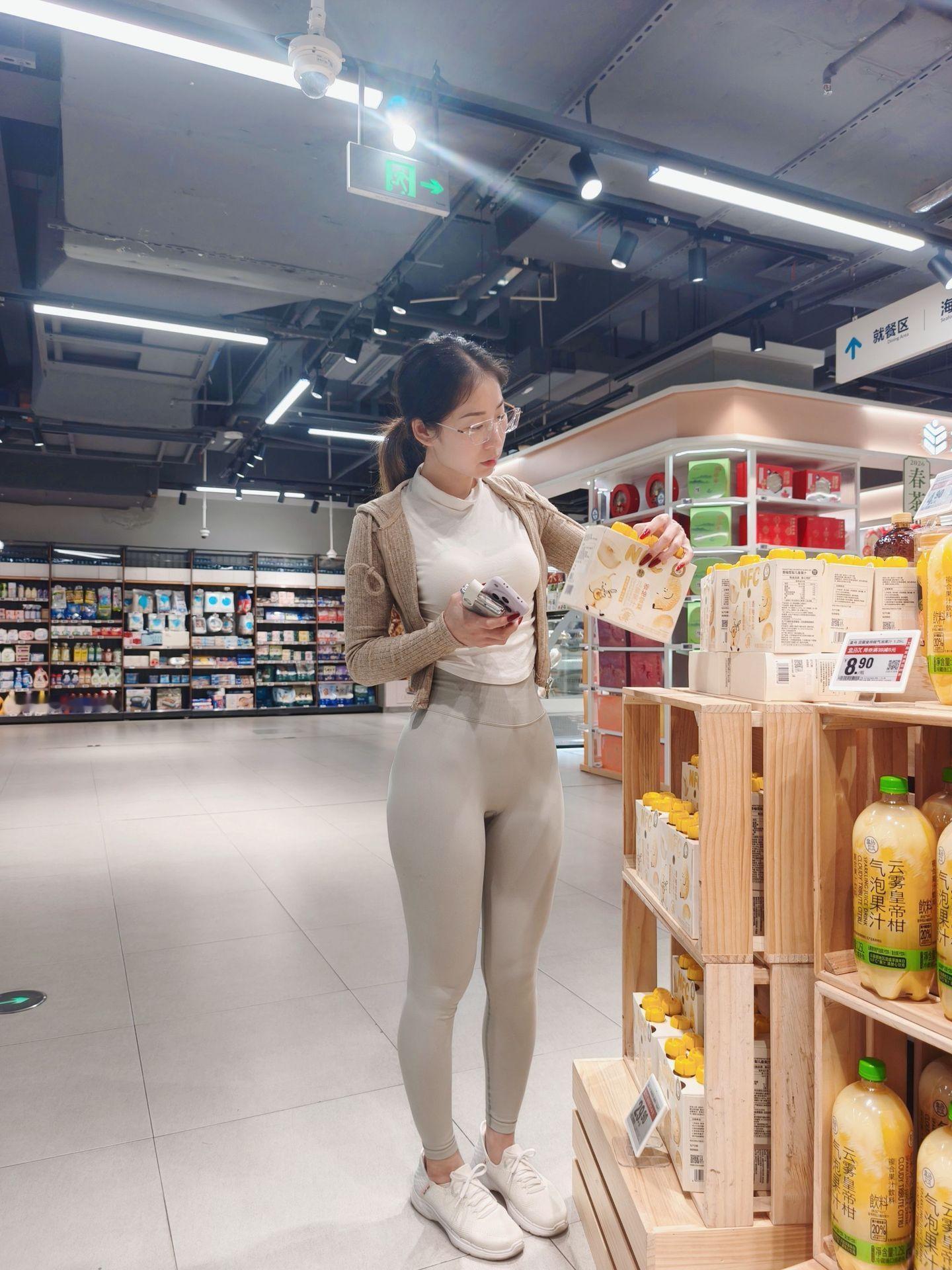 发明瑜伽裤的人真是个天才