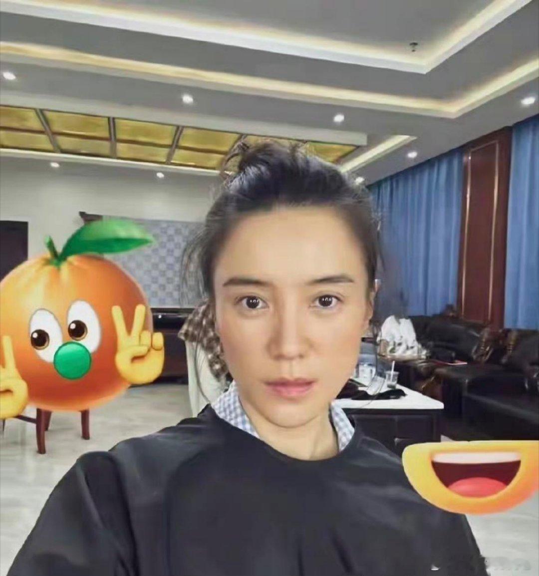 宋佳主动暴露自己素颜！还挺让人失望的，没电视上那么靓丽但真别说在招男人喜欢这块