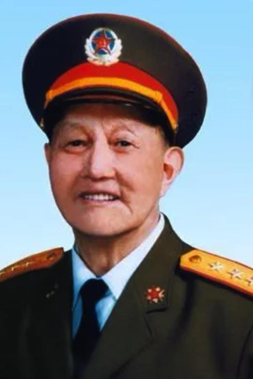 1951年，洪学智夫人苦寻爱女12年无果。一次偶然受邀吃饭，小伙母亲竟开口：“我