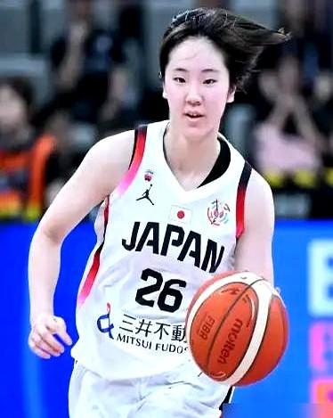 狂输20分，净胜分跌到负31，日本女篮全队都以为要卷铺盖回家了。谁能想到天上