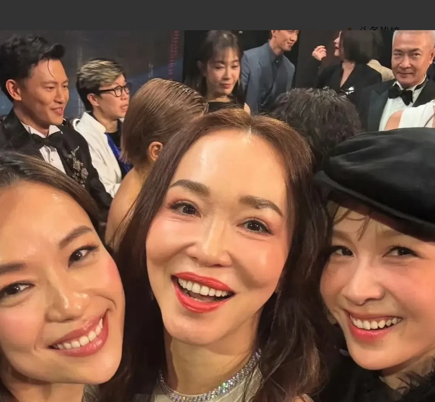 万万没有想到，曾经的女神变成这样了，不得不说，岁月不饶人，差一点都没有认出来