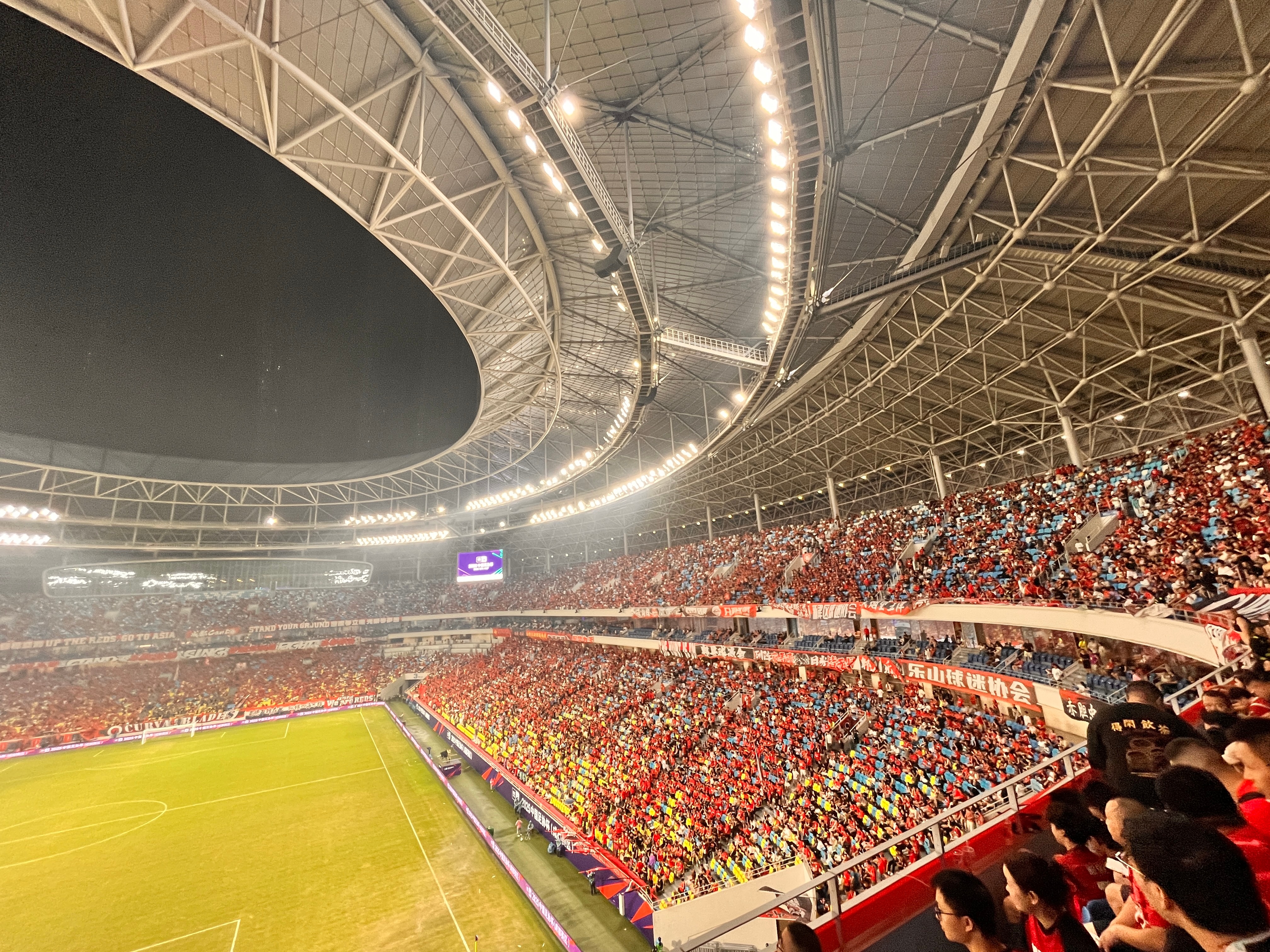 传说中的第三任董事长来了，能否把徐正源、周定洋、提莫……搞定？最关键的是他能否搞