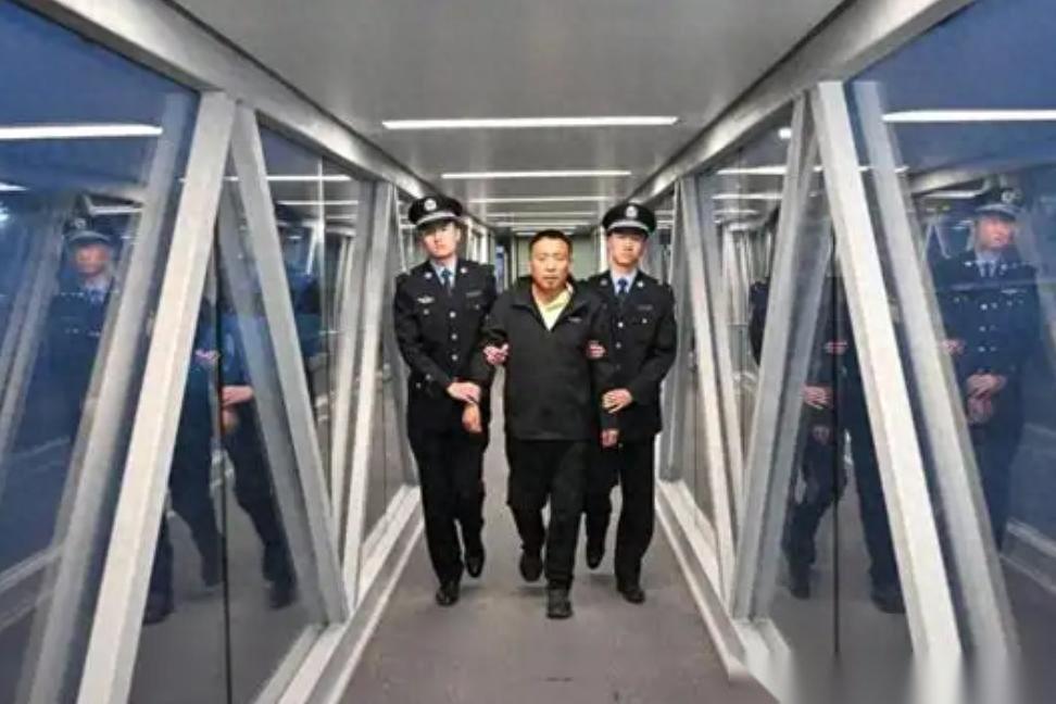 郭柏春被控指使公安打压竞争对手【两次被留置原副市长一审获刑11年】2026年3月