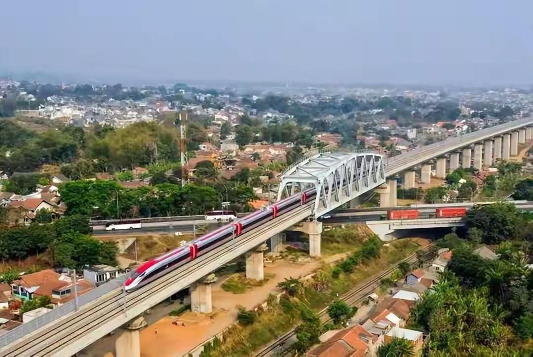 越南高铁终于开工，中国方案被放弃，河内留心眼：不接入中方铁路越南首条跨区域高铁