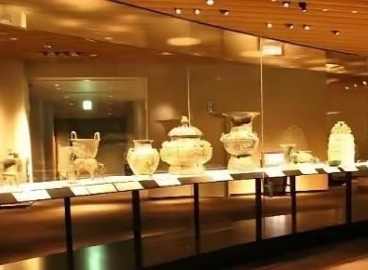 触目惊心！日本抢走中国360万件国宝，专门建馆炫耀，至今拒不归还。这么大的数