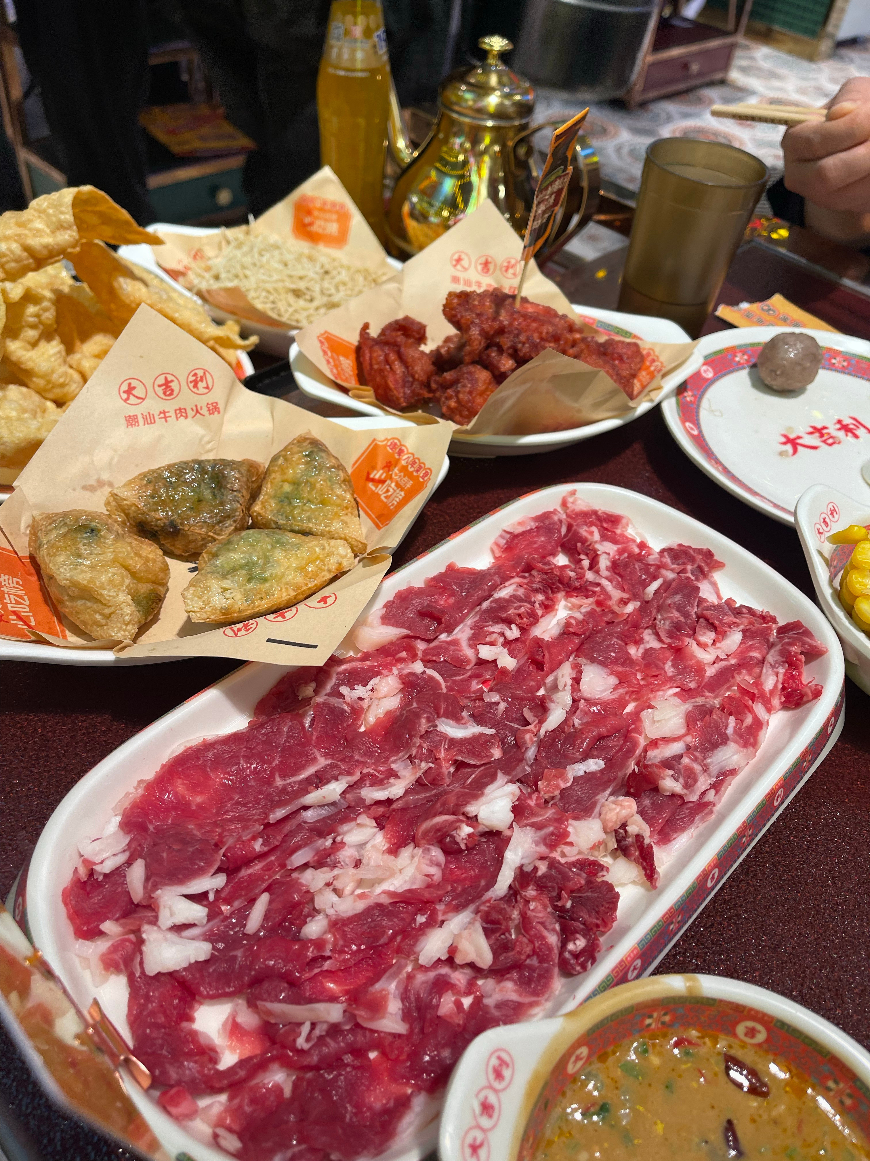 3点的U19我不播啦，我有正事干呀难得不排队哇（排了一小小会）冒个泡