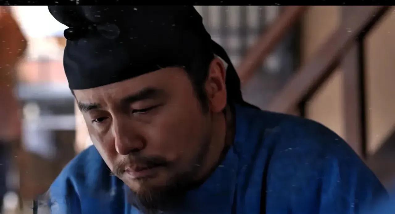追剧《长安的荔枝》刚播放两集，没有看到美女帅哥，只看到一群又老又胖的中老年男人
