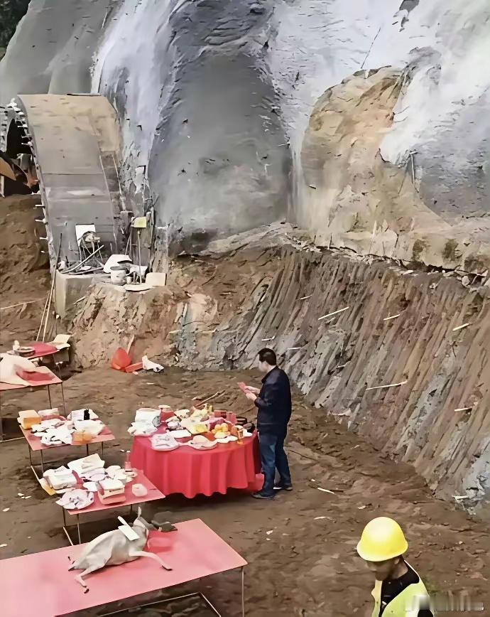 网友：为啥这么大的上市公司也搞这些？​​​