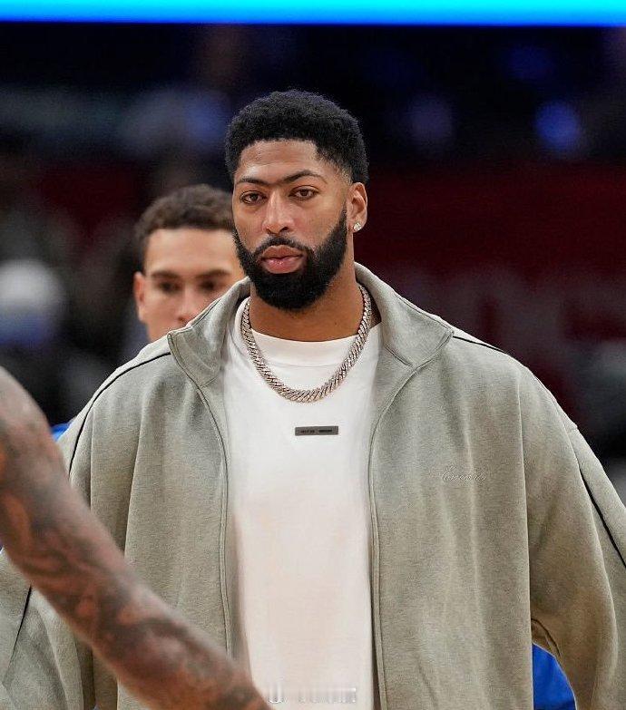 这合同谁签的！当今NBA五份毒药合同！布劳恩这份5年1.25亿美元，现在就有