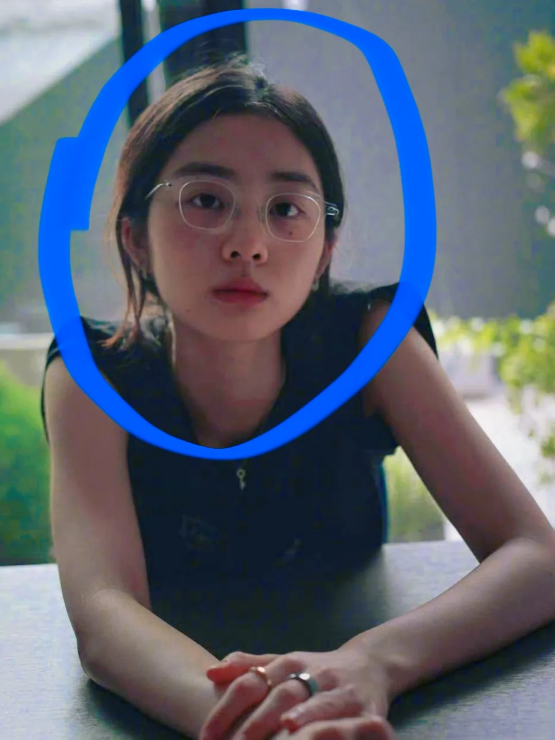 黄多多真的长着一张高级电影脸