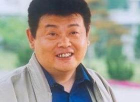 2005年，演员傅彪患上癌症，冯小刚得知后拿出200万，张国立也给了40万。然而