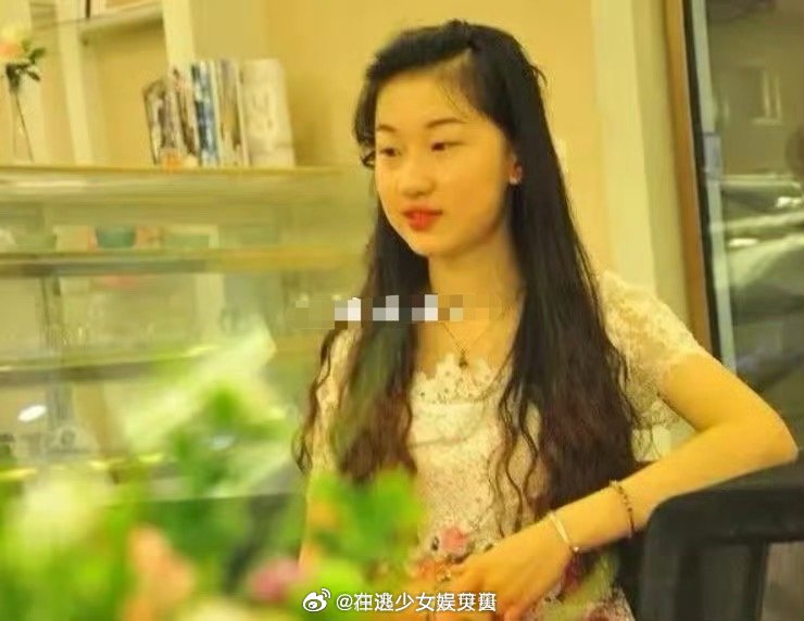 9年前，19岁女孩花百万整成“刘亦菲”，连名字都效仿，如今怎样