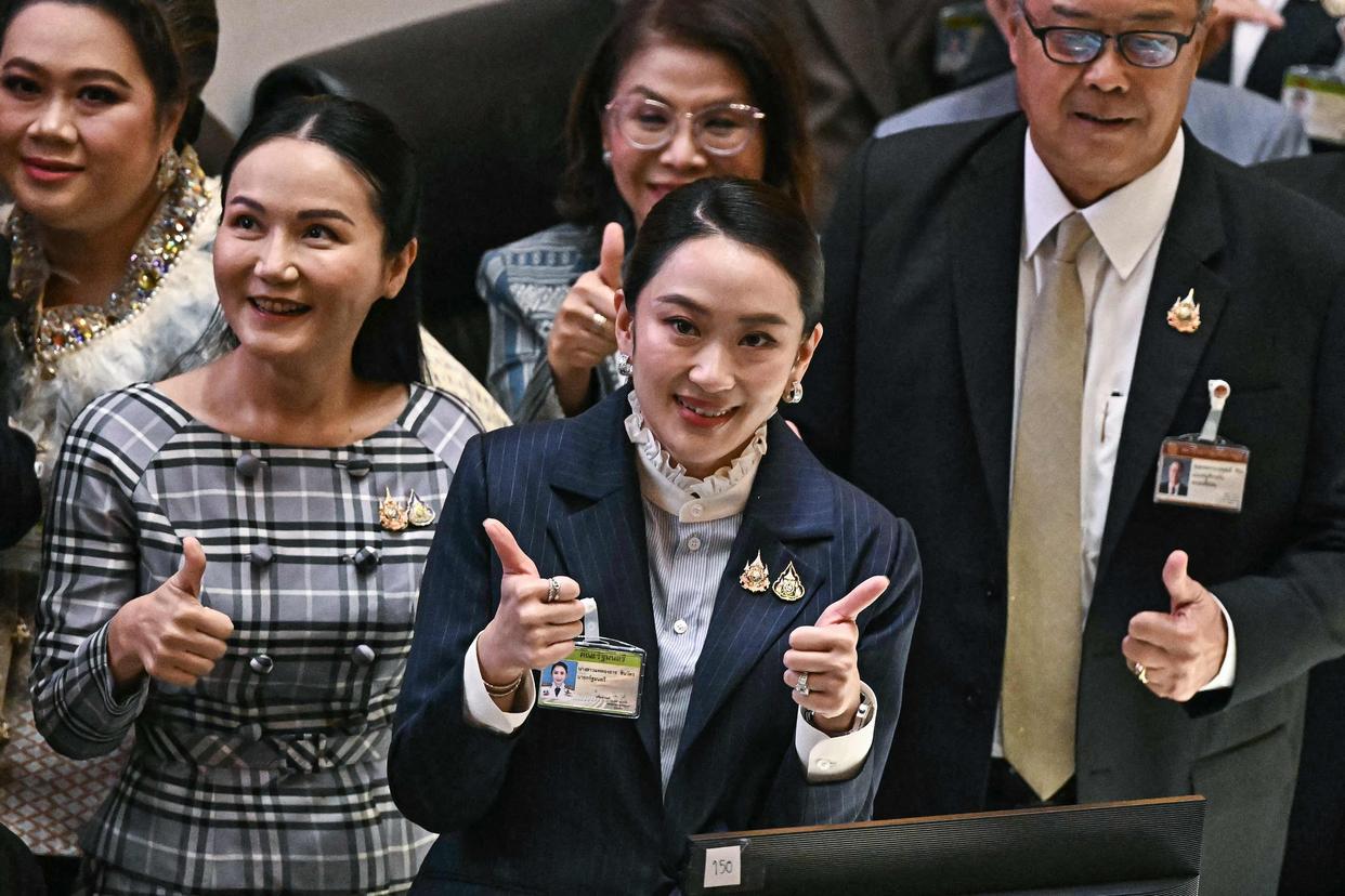 泰国选举结果出炉，反对派遭重创，他信大获全胜，英拉即将回国？