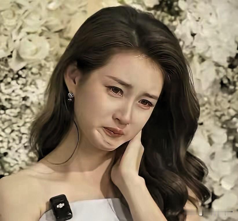 如果世界上有后悔药，第一个想去买的应该是郭宇欣了吧，谁能想到只是因为和员工无