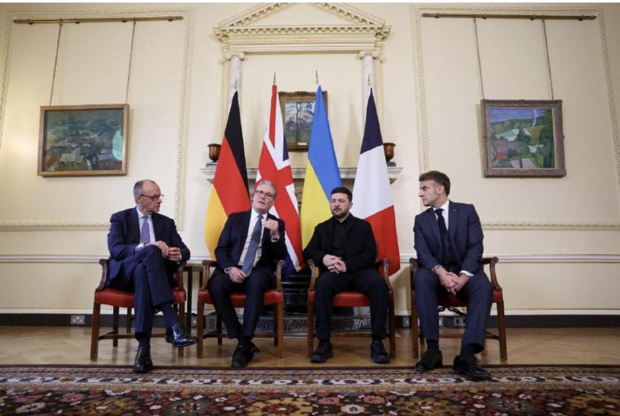 也许泽连斯基要下野了。英法德乌四国刚刚结束在伦敦的会面，名义上是讨论美国的和