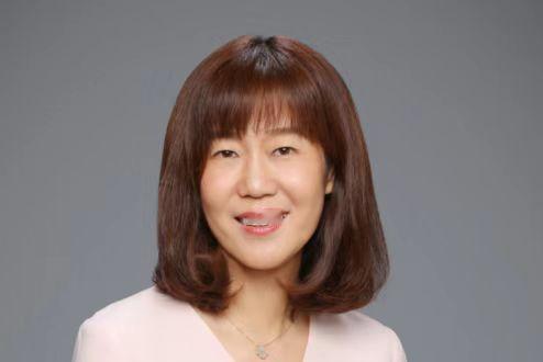 连美食都要踩大陆捧台湾？华尔街日报那个从大陆出去的女记者魏玲灵，算是外媒里靠贬损