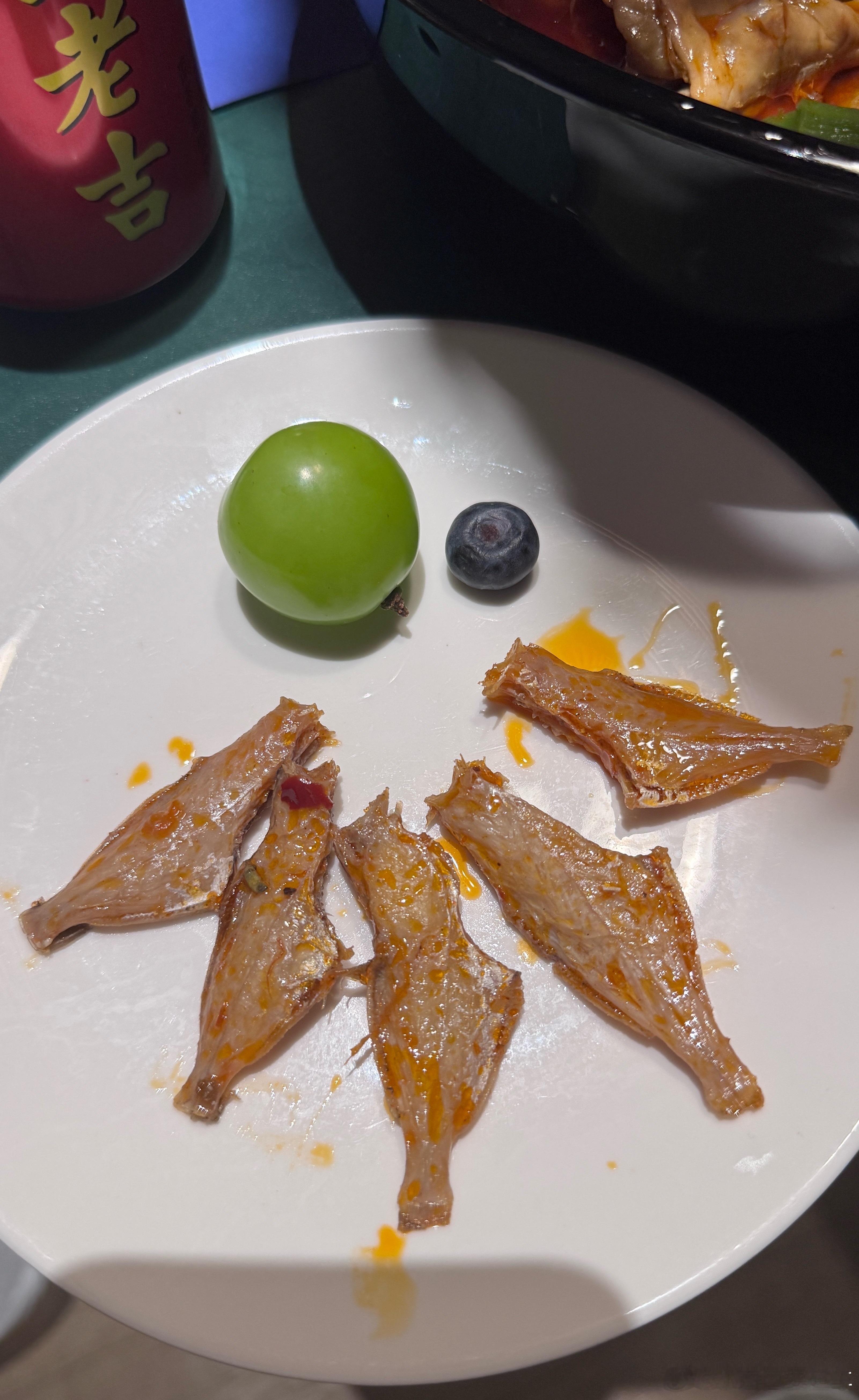 有没有重庆本地朋友帮我看看，我这夜宵是不是上当了…咱这儿的耗儿鱼，这个价位的，都