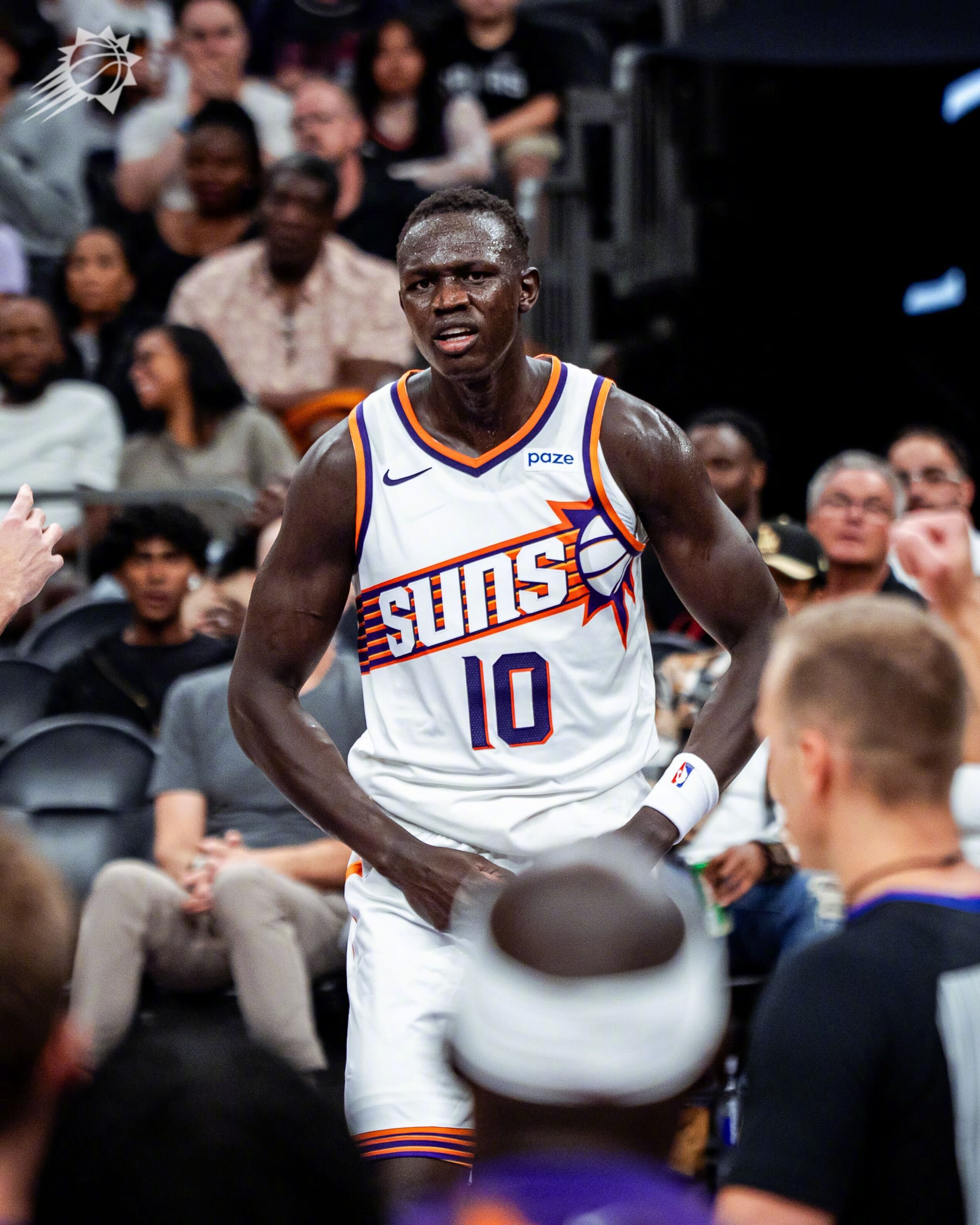太阳102-98力克马刺，马卢阿奇首发出战23分钟，9投4中，三分2中1，拿到10分15篮板3助攻1