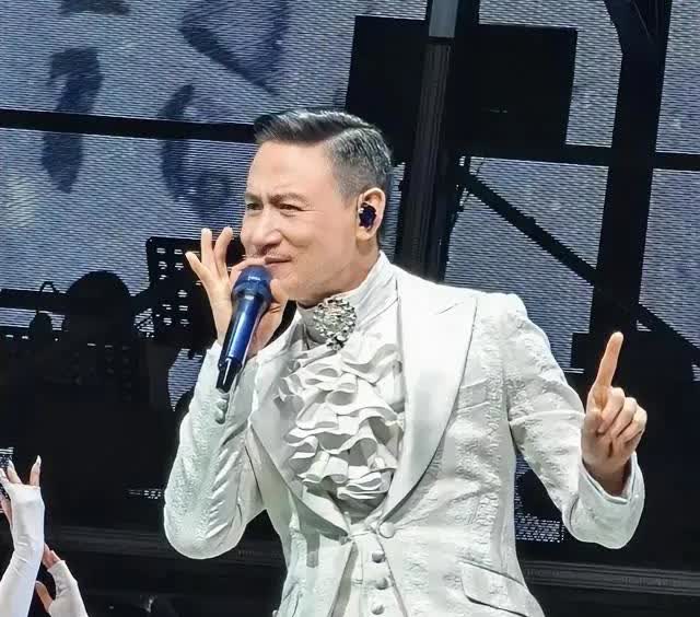 张学友演唱会与高考时间重合，解决办法来了！张学友60+巡回演唱会东莞站在