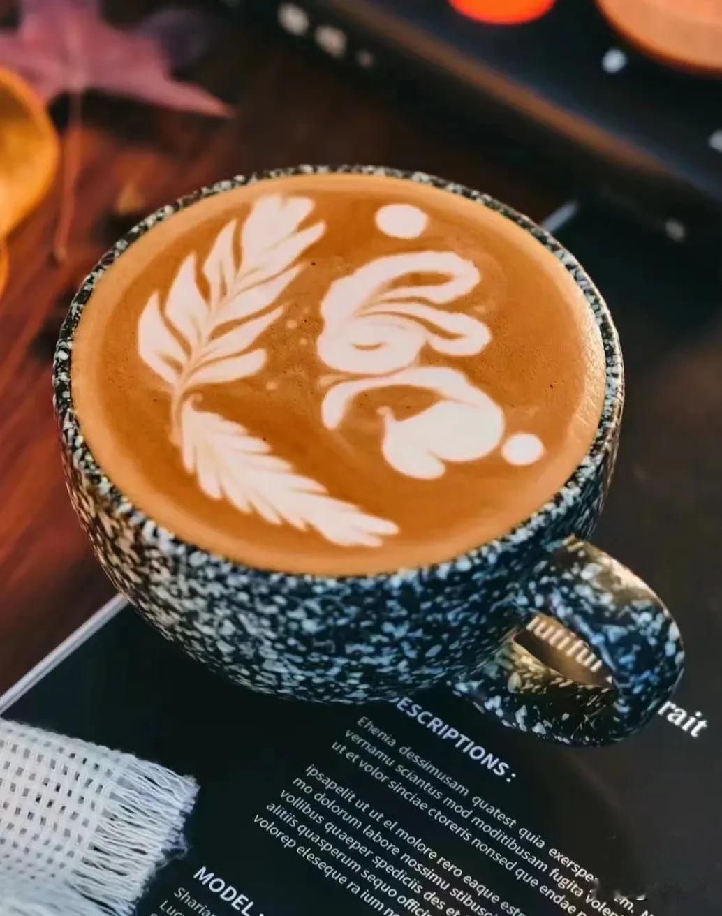 早上醒来问老同志，你半夜里吃啥？他说不记得了[捂脸哭]我睡眠轻，听到一点声音就醒