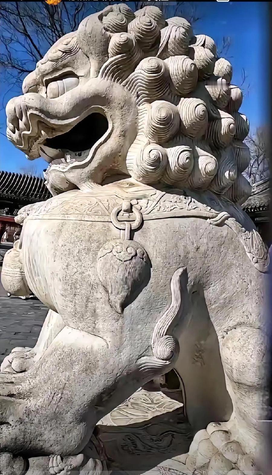 李在明这一趟，直接把咱们当年流落在外的镇宅石狮子给扛回来了。韩国归还的石狮