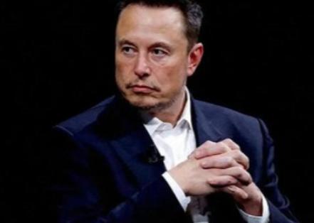 马斯克当着美国五星上将的面，直接把桌子掀了。他说，到年底，中国的发电量，是美国