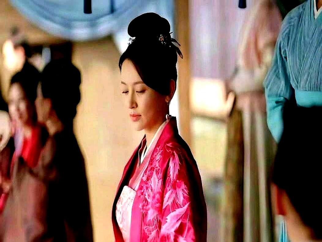 重刷《知否》才懂，盛墨兰连生五个女儿，不是命不好！她最狠的一招，就是学林小娘